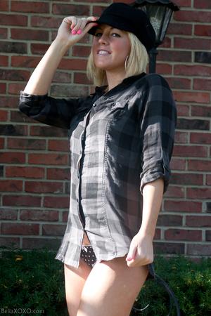 Original 1067 px/ 1600 px