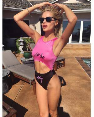 Original 1025 px/ 1280 px