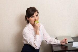 Original 3000 px/ 2003 px