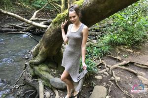 Original 3000 px/ 2000 px