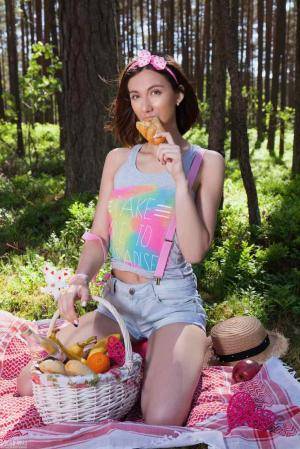 Original 854 px/ 1280 px