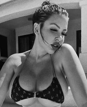 Original 1041 px/ 1280 px