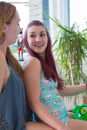 Original 854 px/ 1280 px