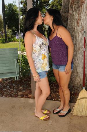 Original 1594 px/ 2400 px