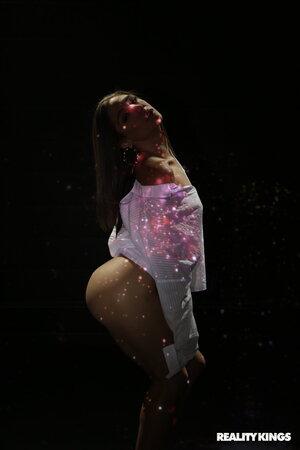 Original 2000 px/ 3000 px