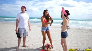 Original 1800 px/ 1013 px