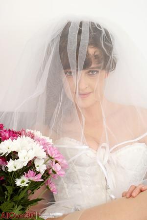 Original 3200 px/ 4800 px