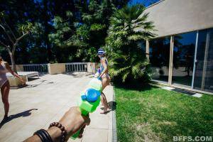 Original 900 px/ 600 px