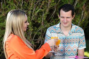 Original 1200 px/ 800 px