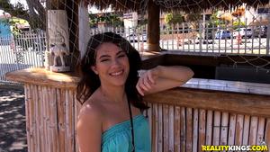 Original 1800 px/ 1013 px