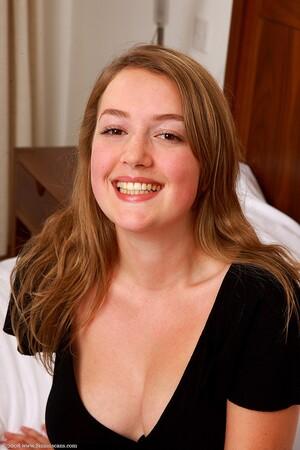 Original 682 px/ 1024 px