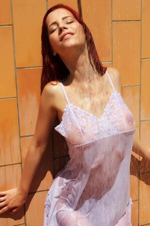 Original 1365 px/ 2048 px