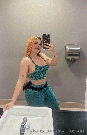 Original 831 px/ 1280 px