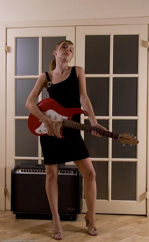 Original 951 px/ 1536 px