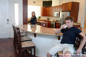 Original 2500 px/ 1668 px