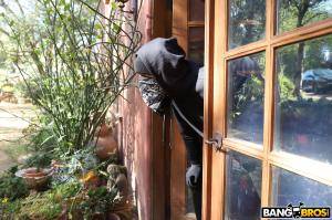 Original 2000 px/ 1333 px