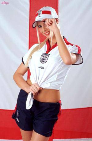 Original 834 px/ 1280 px