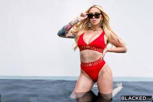 Original 2999 px/ 2000 px