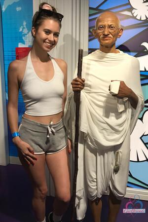 Original 2000 px/ 3000 px