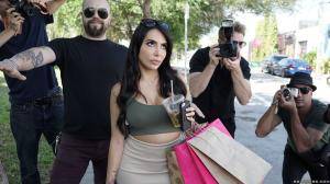 Original 2500 px/ 1406 px