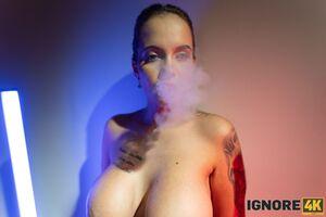 Original 2045 px/ 1364 px