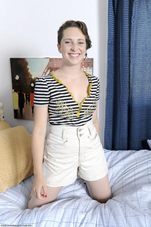 Original 1067 px/ 1600 px