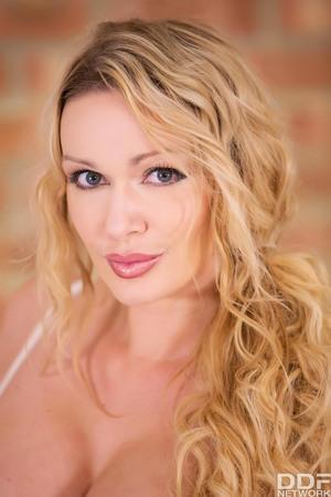 Original 2667 px/ 4000 px