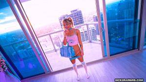 Original 1600 px/ 900 px