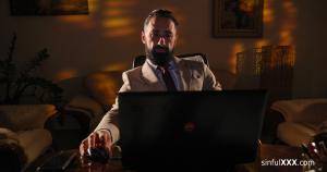 Original 4096 px/ 2160 px