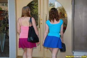 Original 765 px/ 512 px