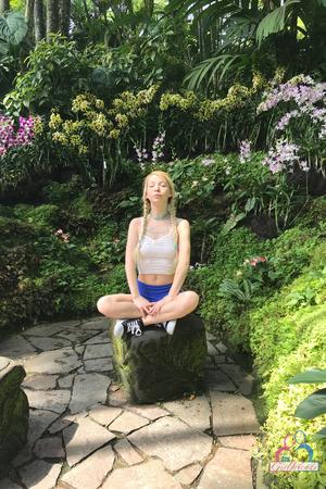 Original 2000 px/ 3000 px