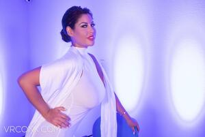 Original 2000 px/ 1337 px