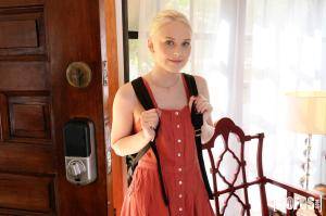 #Mofos Lily Rader Seductive Tutor Threesome