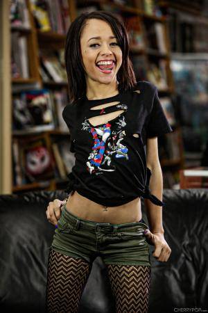 Original 1280 px/ 1920 px