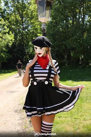 Original 2560 px/ 3840 px