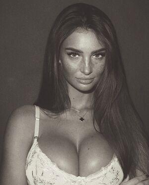 Original 1080 px/ 1347 px