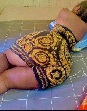 Original 1080 px/ 1372 px