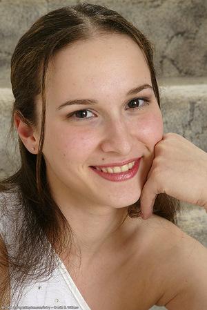 Original 684 px/ 1024 px