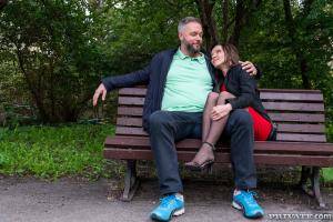 Original 1600 px/ 1067 px