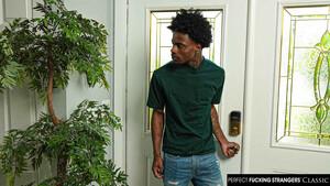 Original 2500 px/ 1406 px