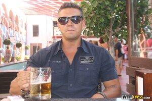 Original 1600 px/ 1067 px