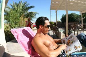 Original 900 px/ 600 px