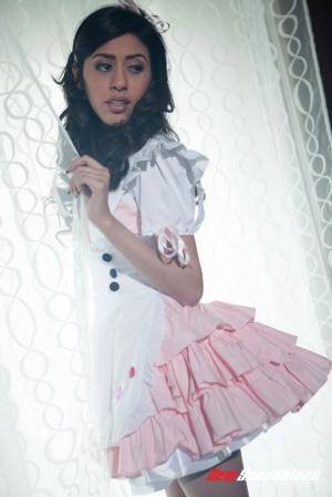 Original 683 px/ 1024 px