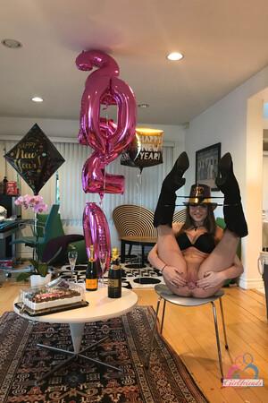 Original 2000 px/ 3000 px