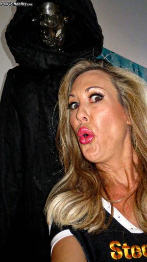 Original 970 px/ 1728 px