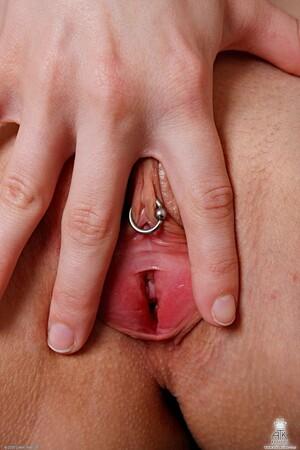 Original 1067 px/ 1600 px