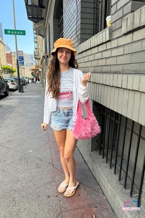 Original 2000 px/ 3000 px