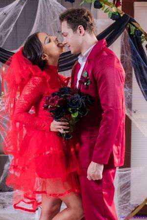 Original 854 px/ 1280 px