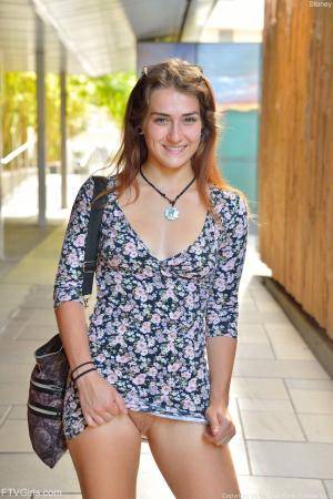 Original 852 px/ 1280 px