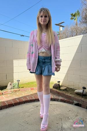 #ATKGirlfriends - Evie Christian